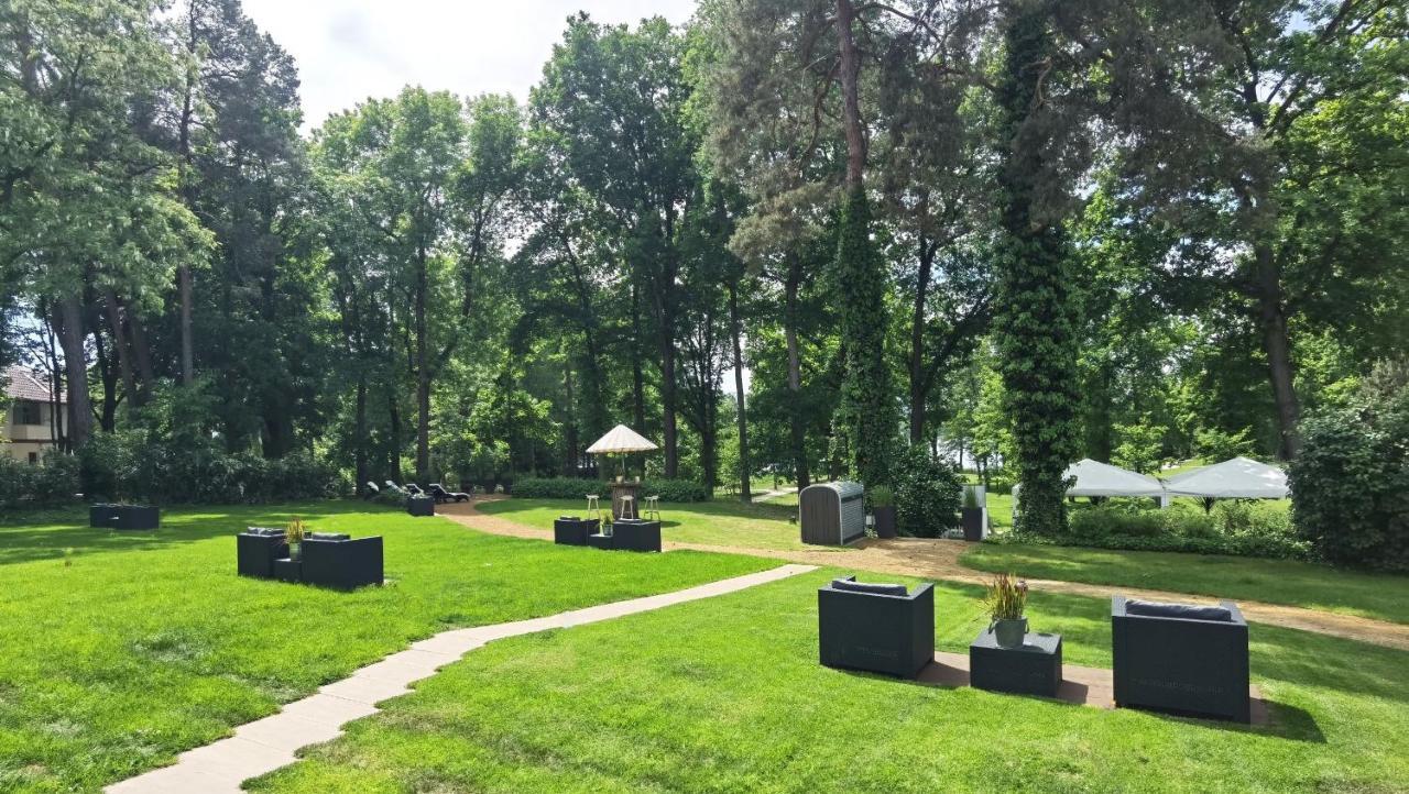 Victoria Suites Bad Saarow Bagian luar foto
